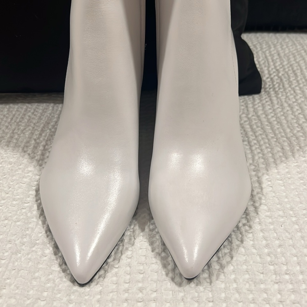 Nine West “Gabal” White Leather Tall Block Heel Pointy Toe Boots Size 7 NEW - Picture 13 of 16